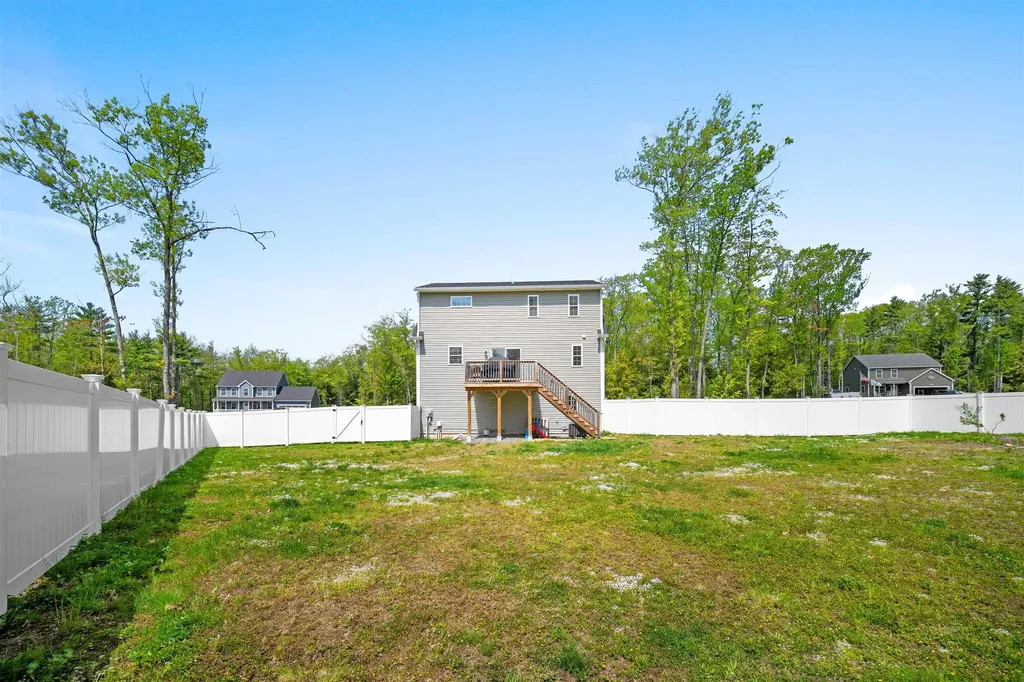 30 Ida Circle Rochester NH 03868
