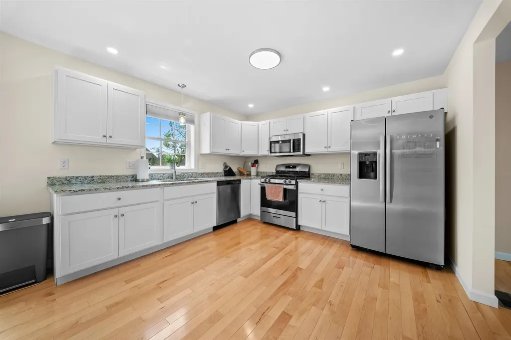 30 Ida Circle Rochester NH 03868