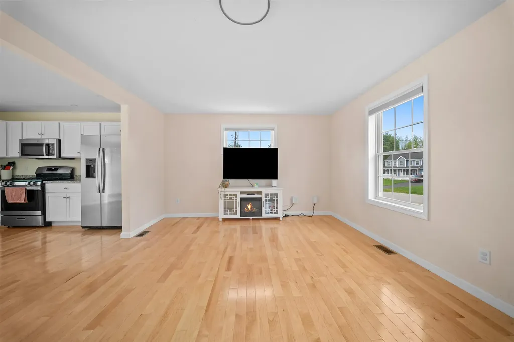 30 Ida Circle Rochester NH 03868