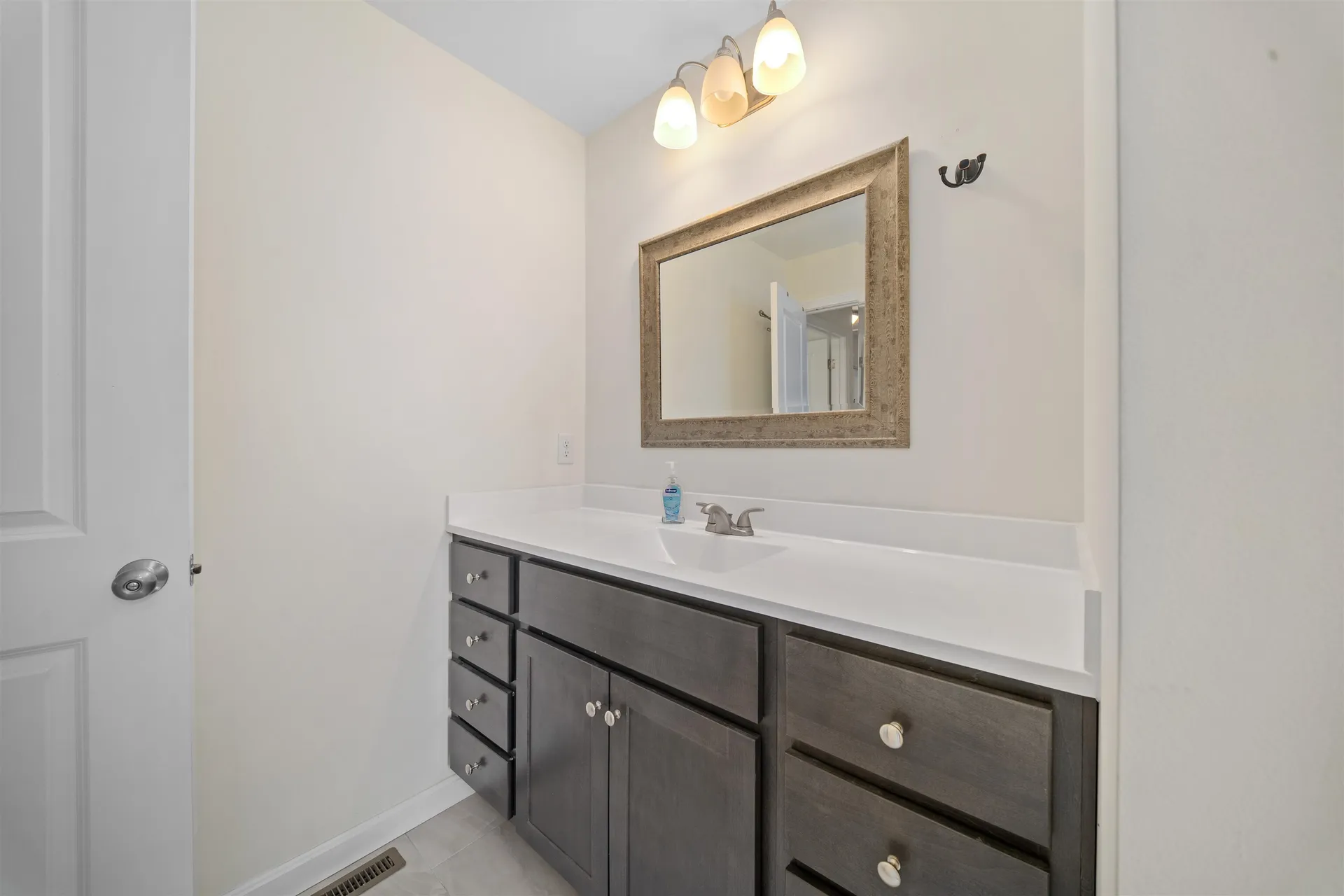 30 Ida Circle Rochester NH 03868