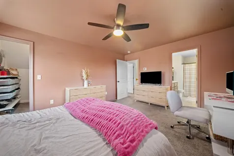 30 Ida Circle Rochester NH 03868