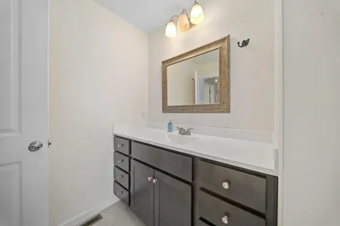 30 Ida Circle Rochester NH 03868