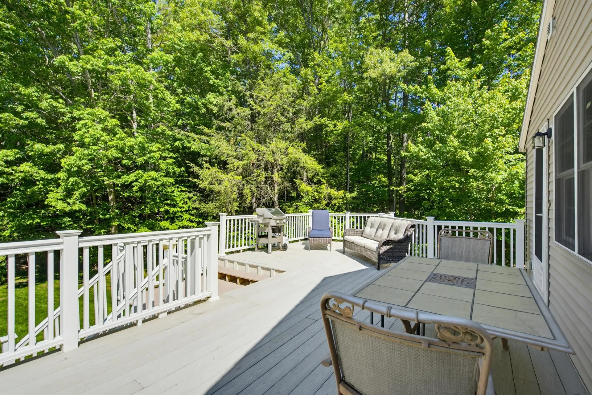 55 Kristin Drive Derry NH 03038