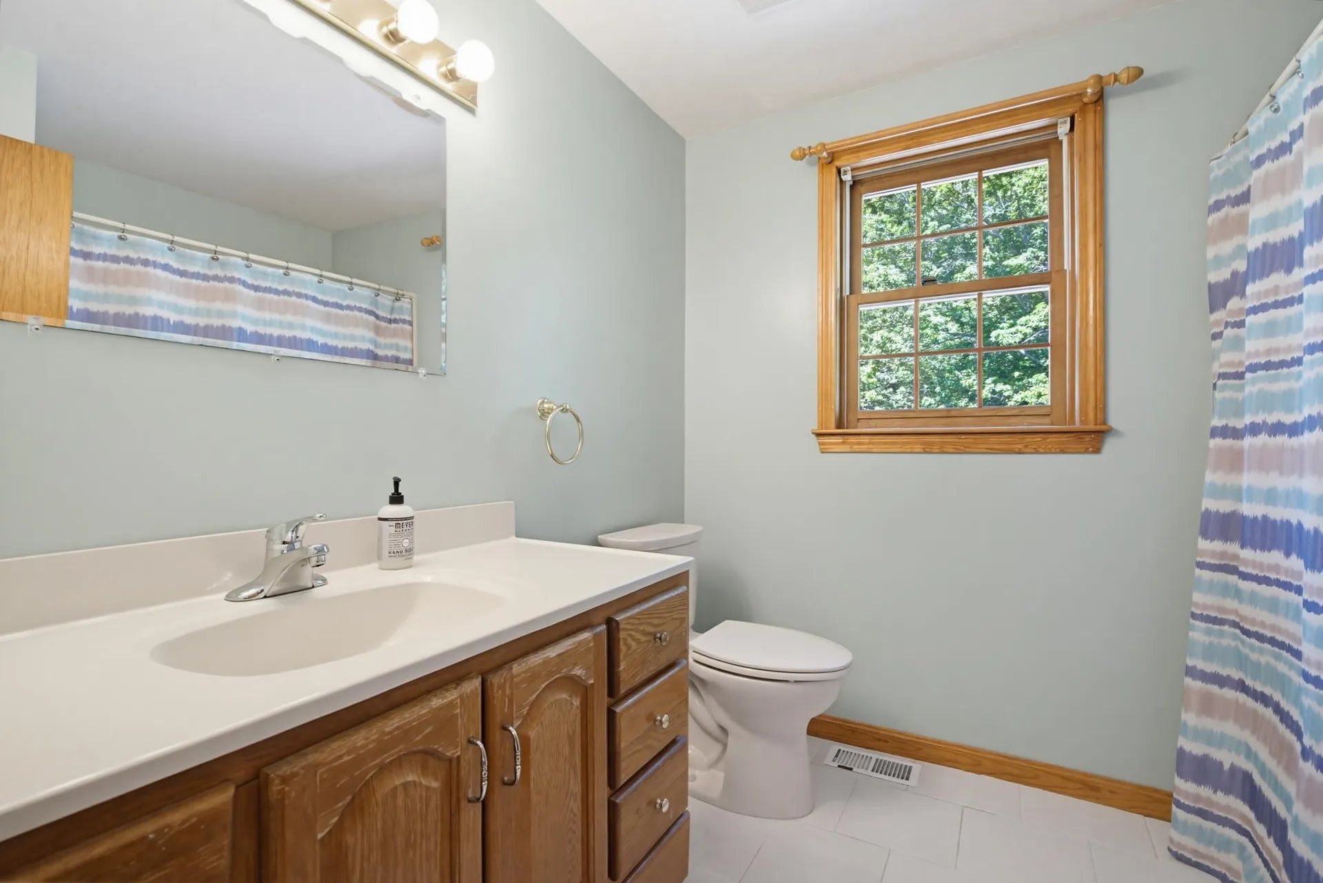 55 Kristin Drive Derry NH 03038