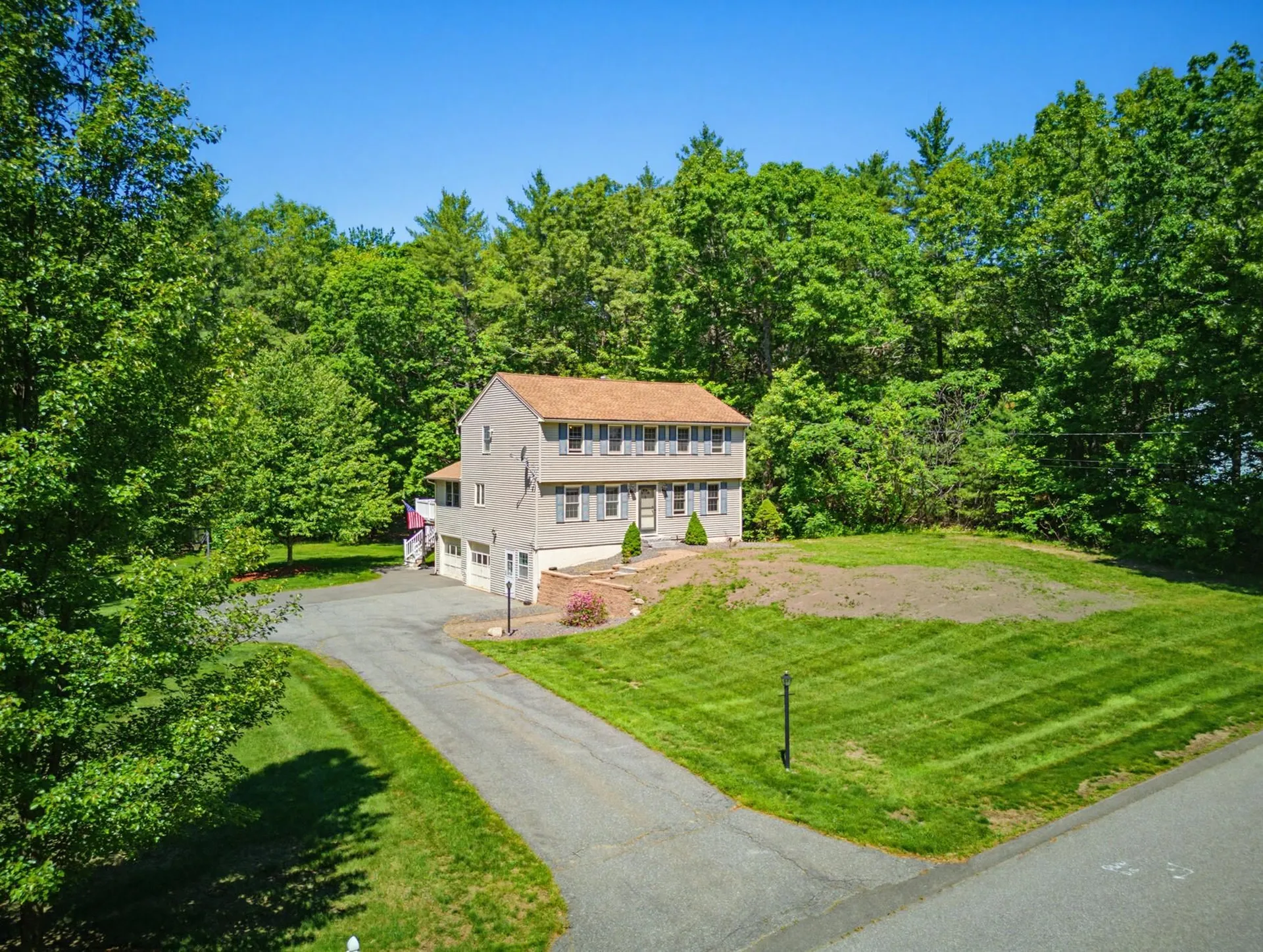 55 Kristin Drive Derry NH 03038