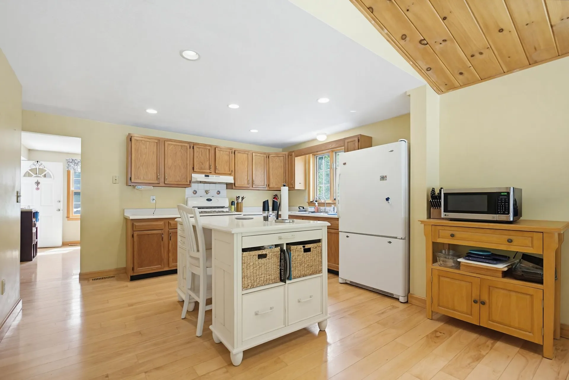 55 Kristin Drive Derry NH 03038