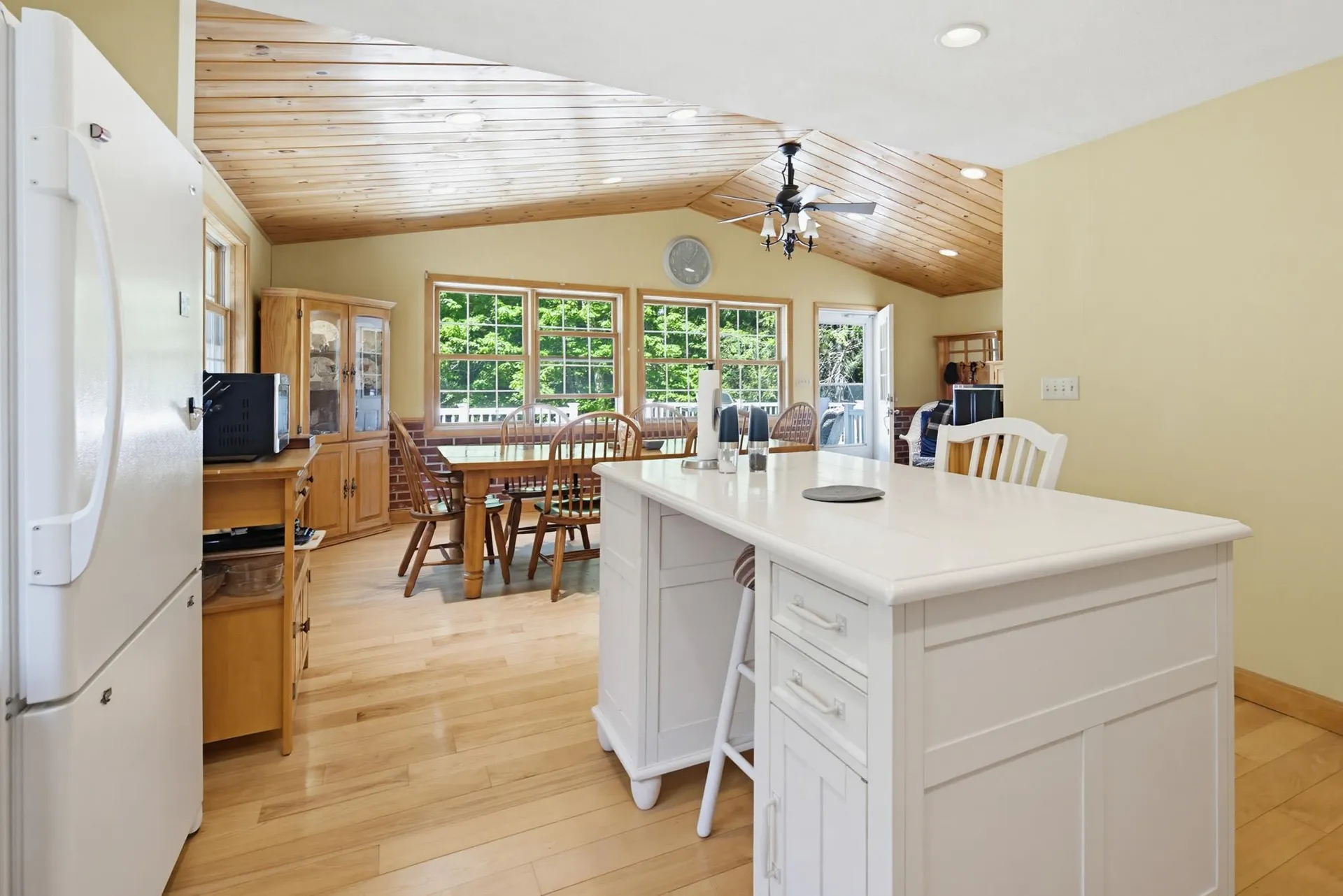 55 Kristin Drive Derry NH 03038
