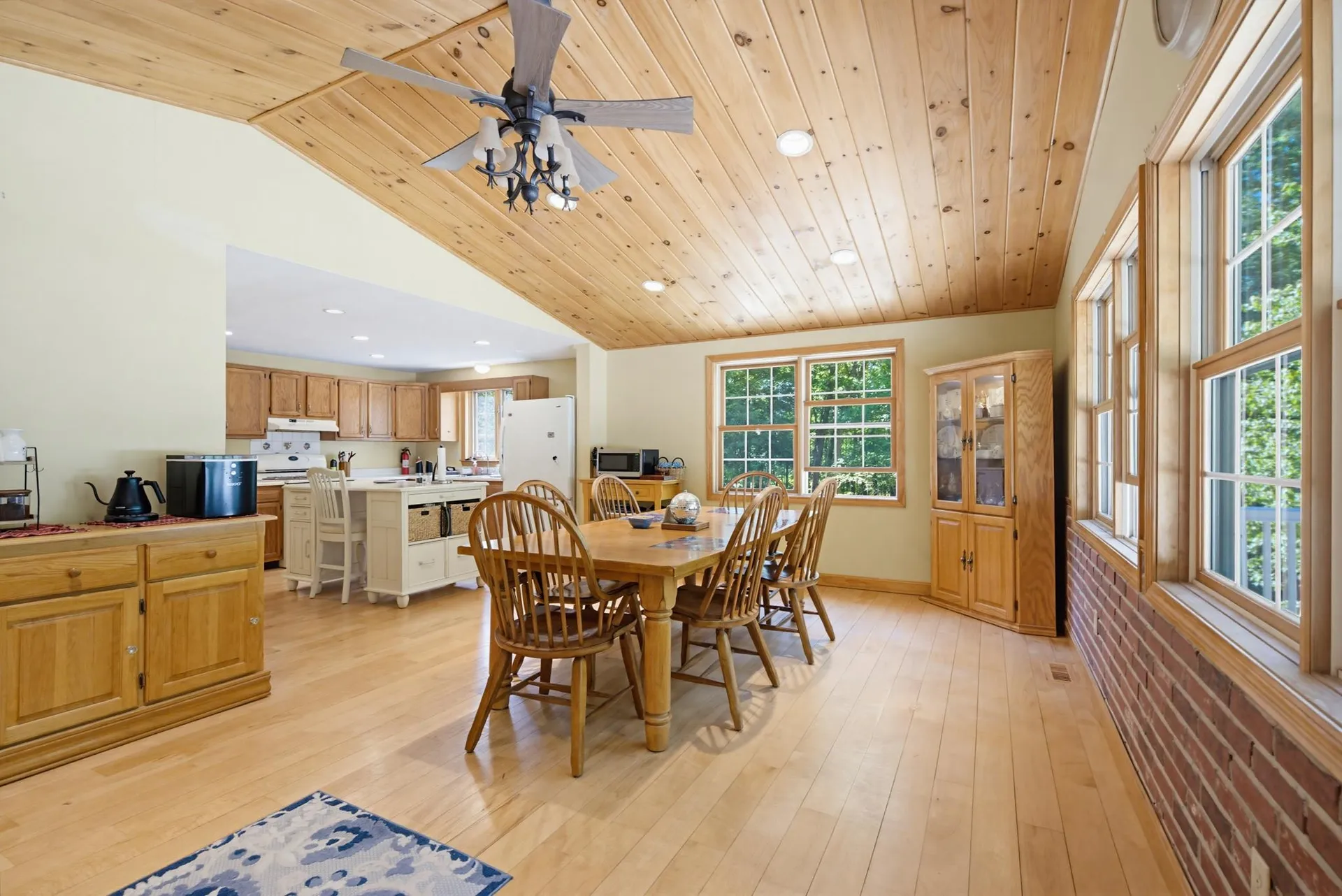 55 Kristin Drive Derry NH 03038