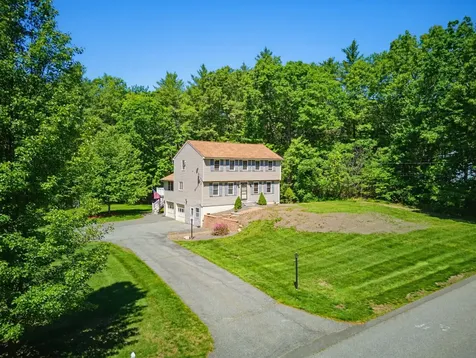 55 Kristin Drive Derry NH 03038
