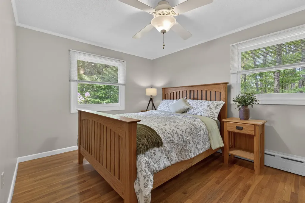 5 Tillinghast Road Sutton NH 03260