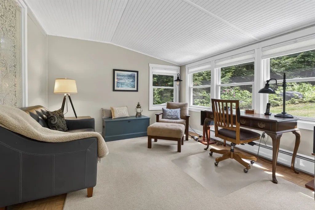 5 Tillinghast Road Sutton NH 03260