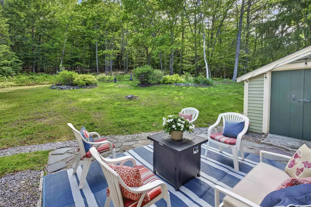 5 Tillinghast Road Sutton NH 03260
