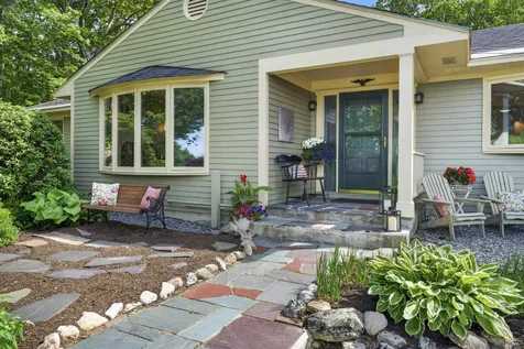 5 Tillinghast Road Sutton NH 03260