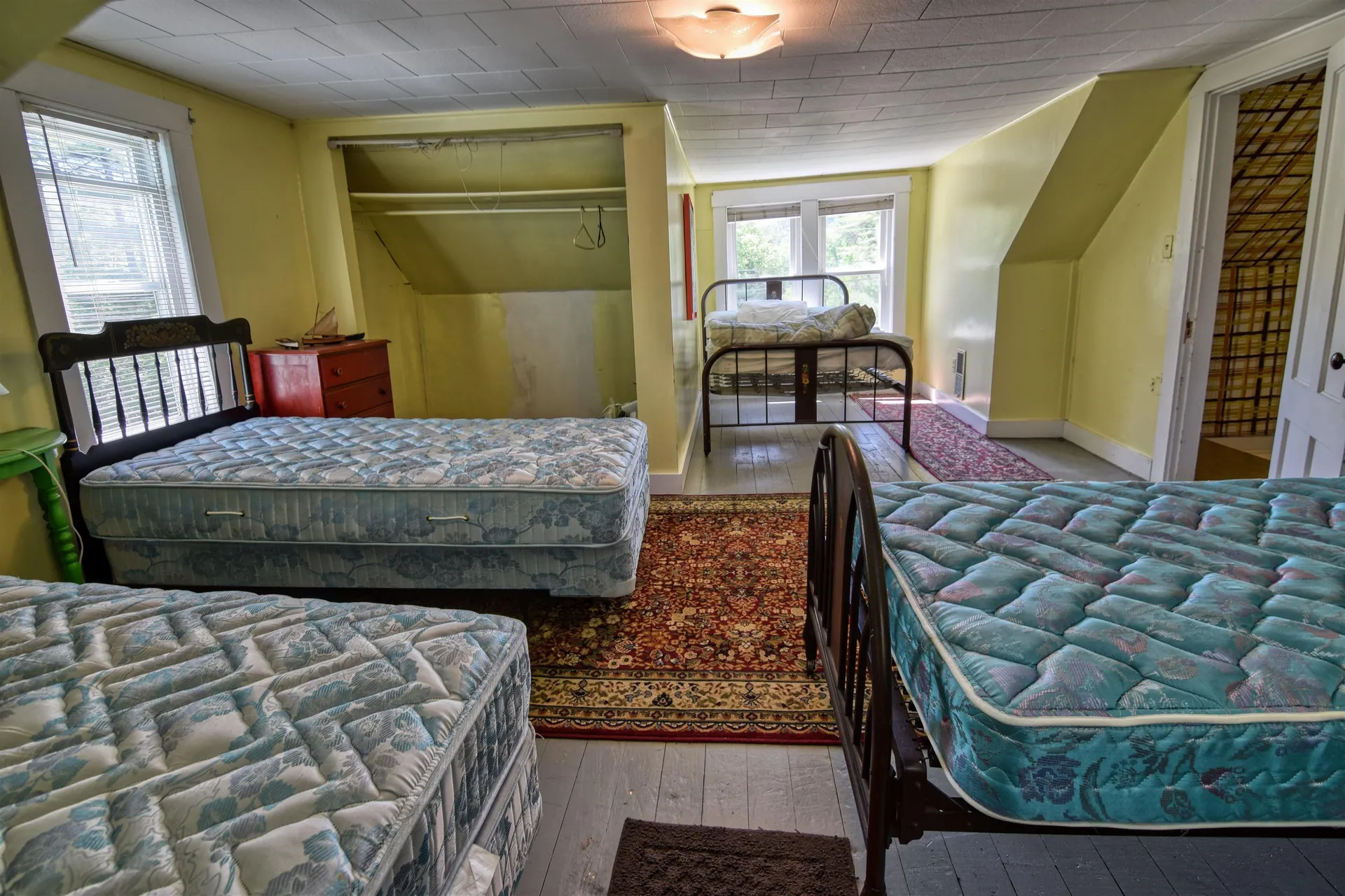 1294 Daniel Webster Highway Woodstock NH 03262