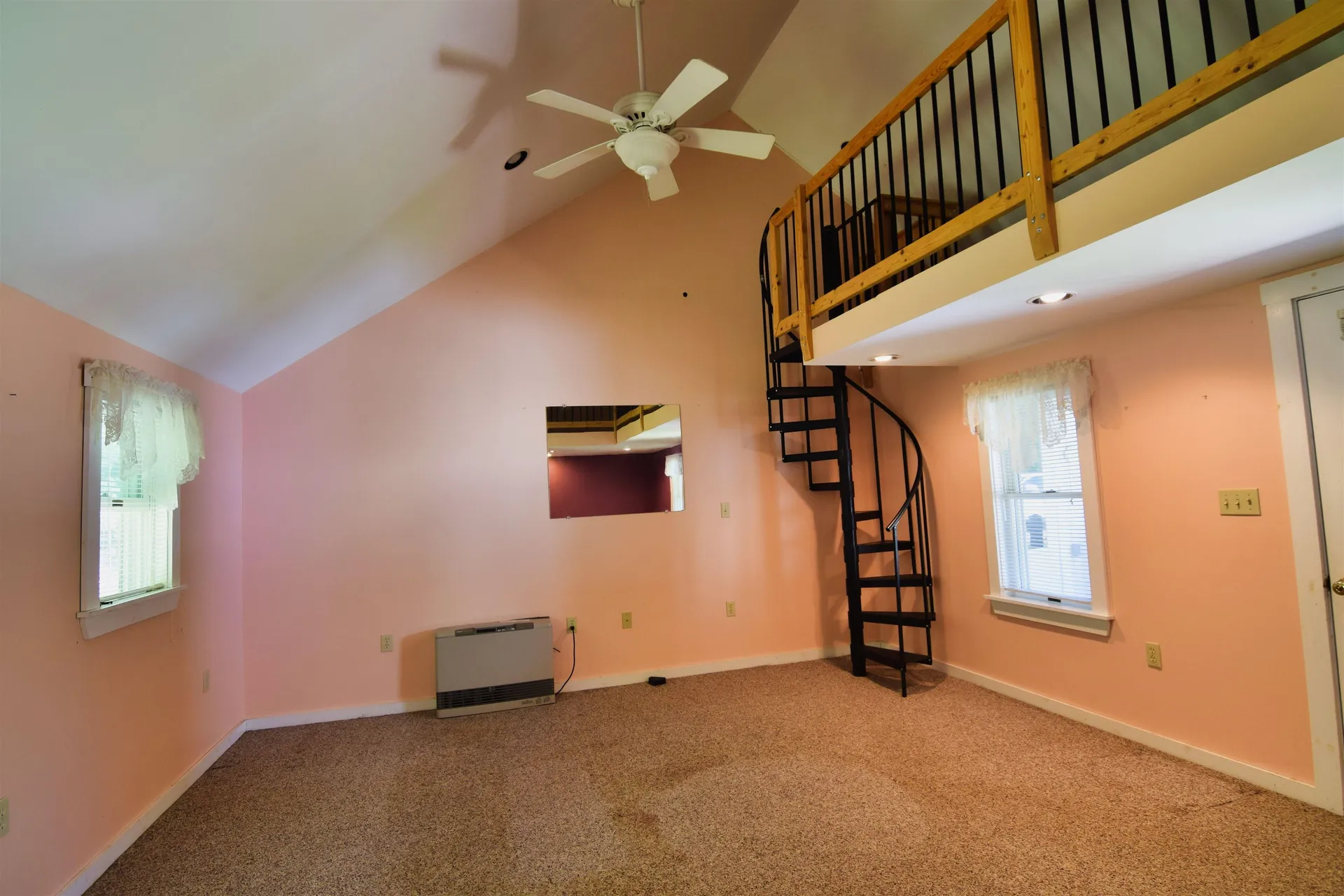 1294 Daniel Webster Highway Woodstock NH 03262