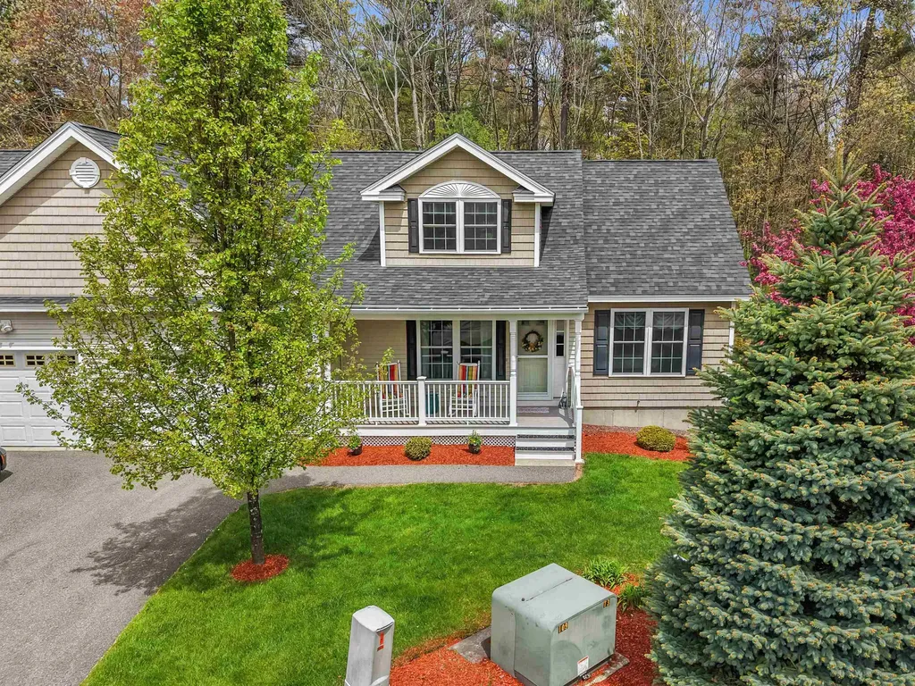 19 Candle Ridge Circle Litchfield NH 03052