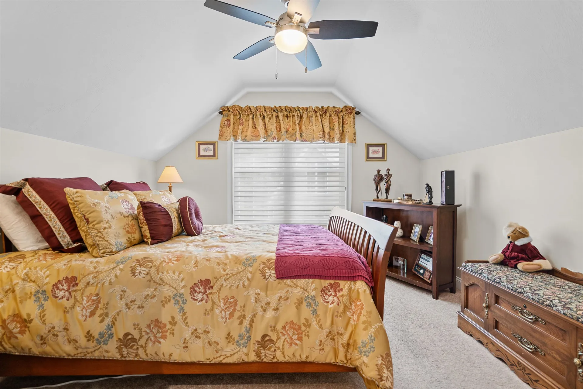 19 Candle Ridge Circle Litchfield NH 03052