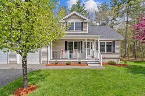 19 Candle Ridge Circle Litchfield NH 03052