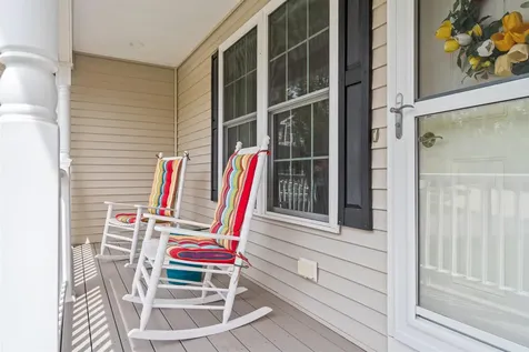 19 Candle Ridge Circle Litchfield NH 03052