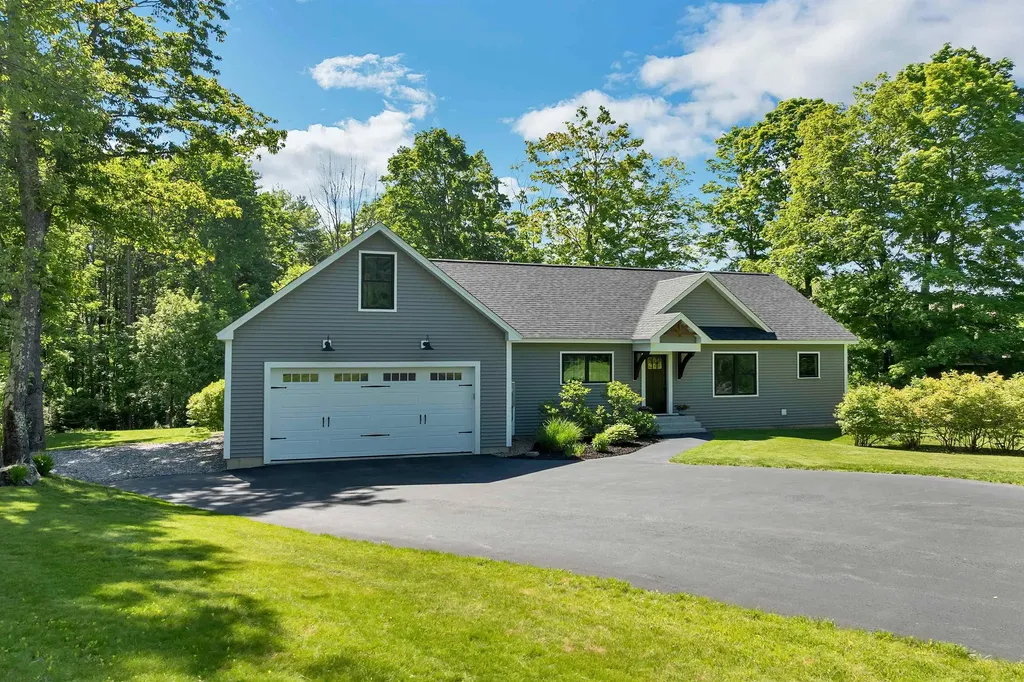 39 Gunstock Hill Road Gilford NH 03249