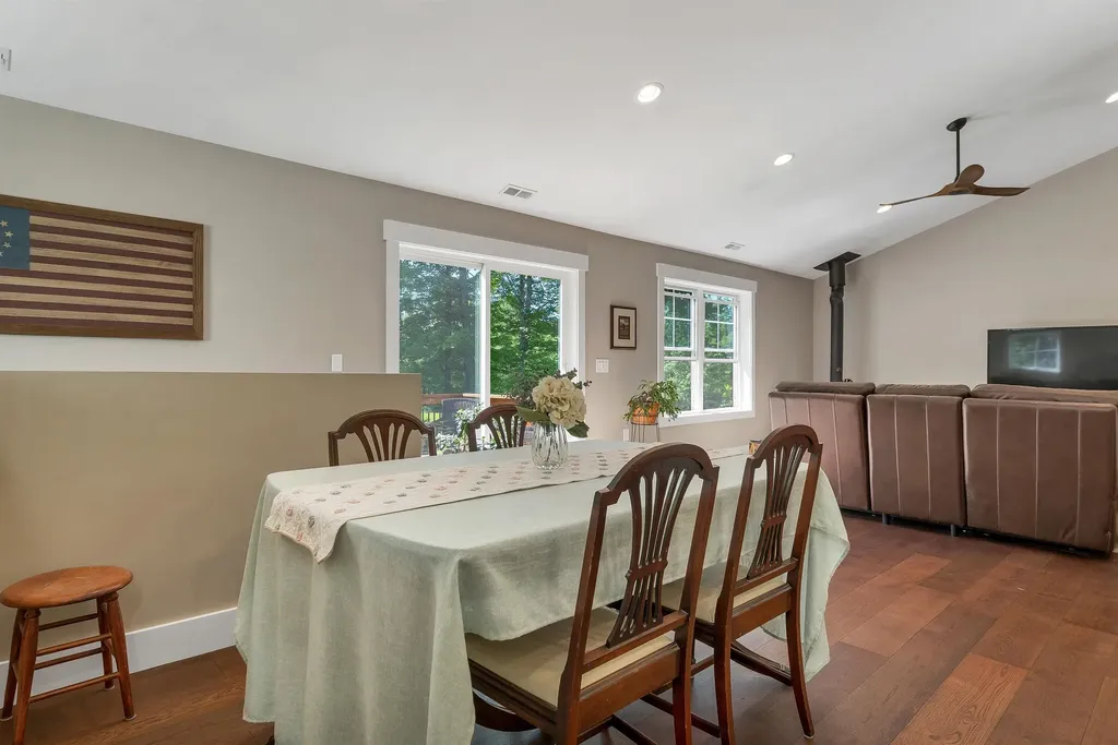 39 Gunstock Hill Road Gilford NH 03249