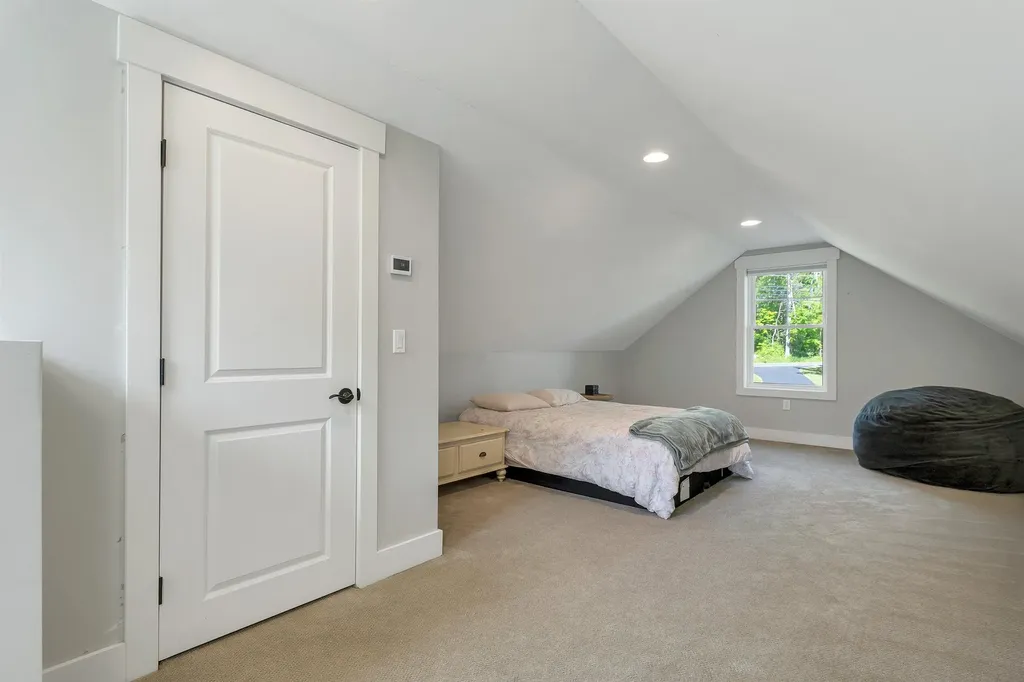 39 Gunstock Hill Road Gilford NH 03249