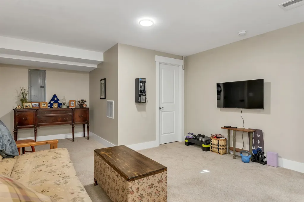 39 Gunstock Hill Road Gilford NH 03249