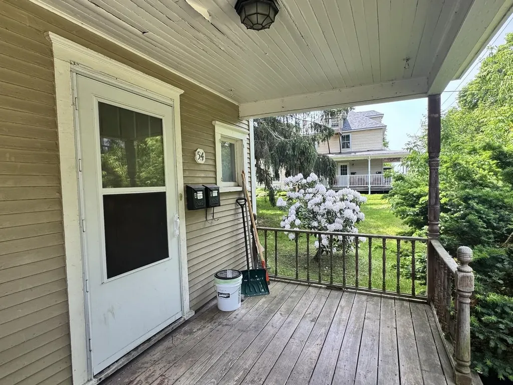 54 Union Street Winooski VT 05404