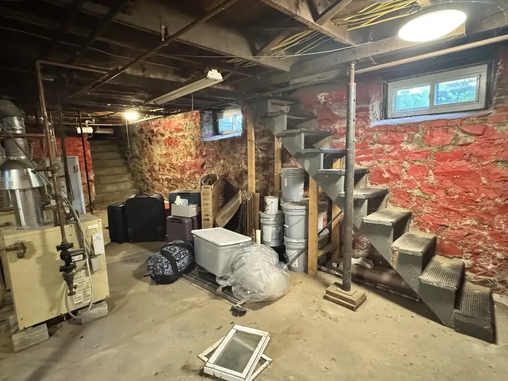 54 Union Street Winooski VT 05404