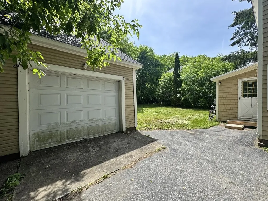 54 Union Street Winooski VT 05404