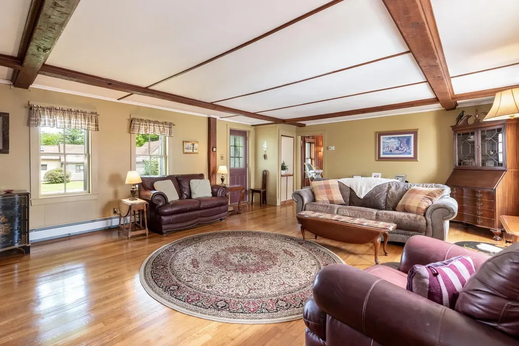 220 Stockbridge Corner Road Alton NH 03809