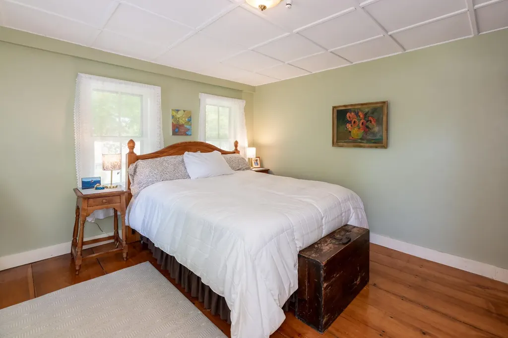 220 Stockbridge Corner Road Alton NH 03809