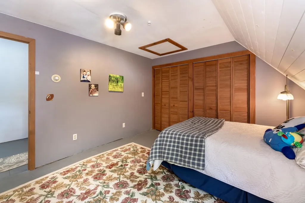 220 Stockbridge Corner Road Alton NH 03809