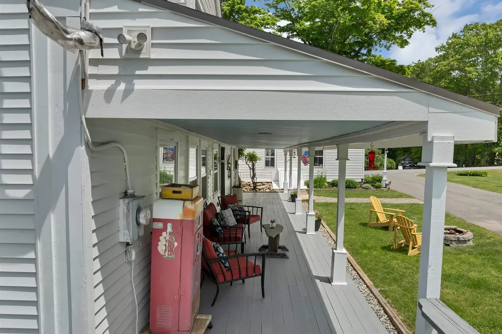 220 Stockbridge Corner Road Alton NH 03809