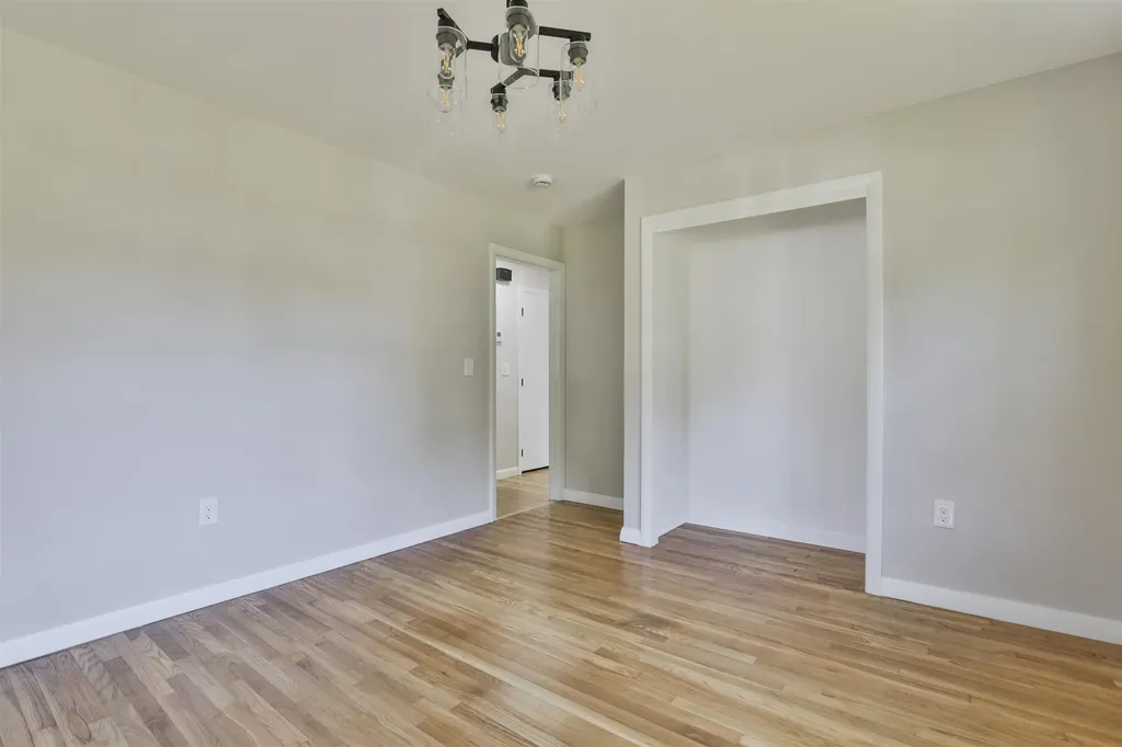 7 Holly Drive Nashua NH 03063