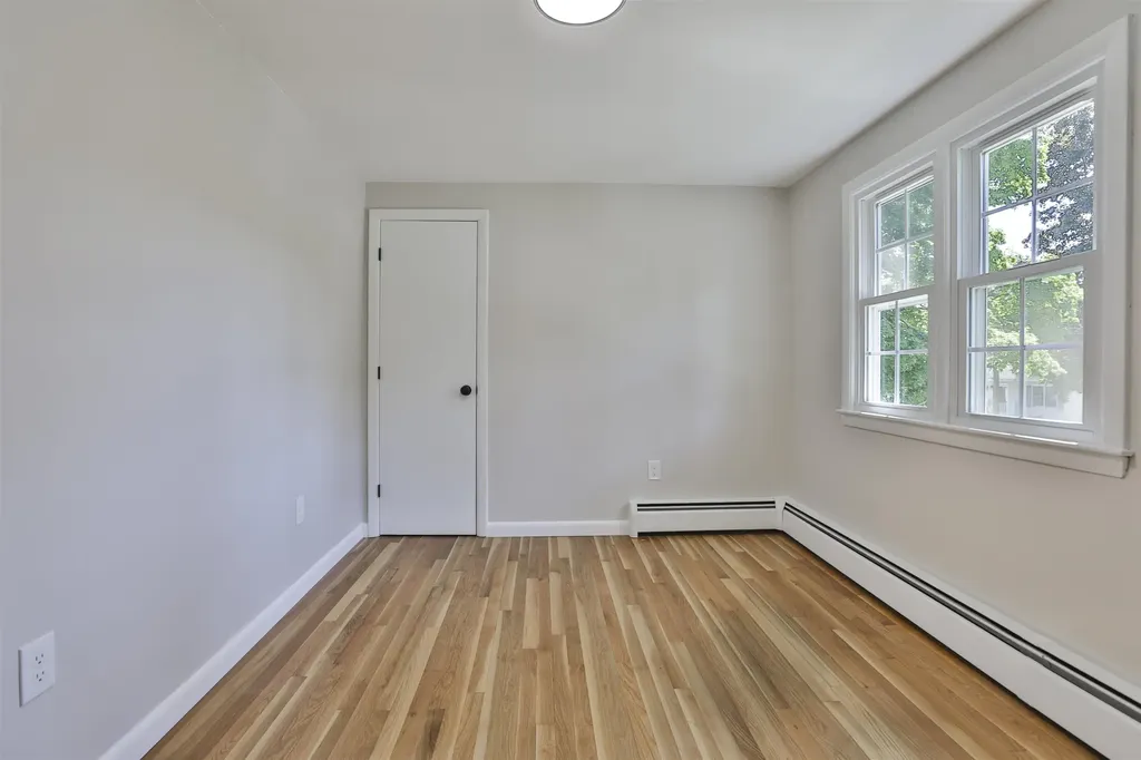 7 Holly Drive Nashua NH 03063
