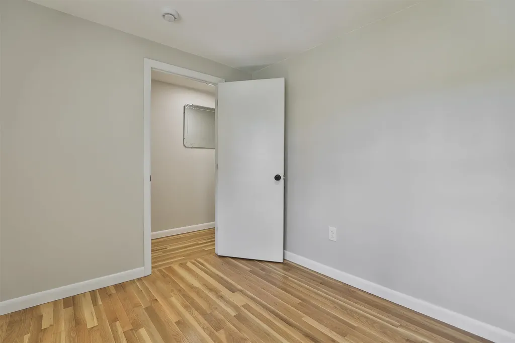 7 Holly Drive Nashua NH 03063