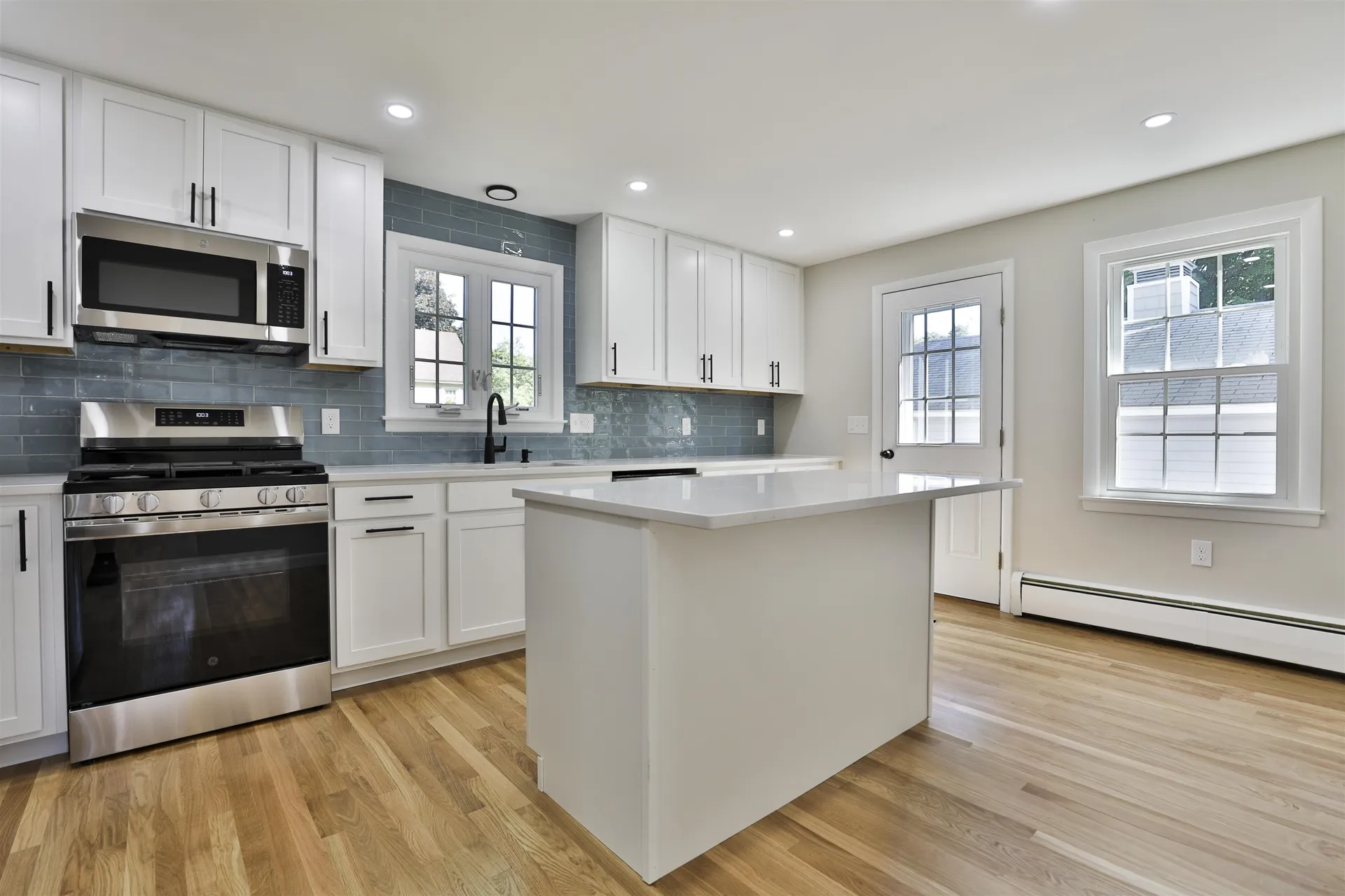 7 Holly Drive Nashua NH 03063