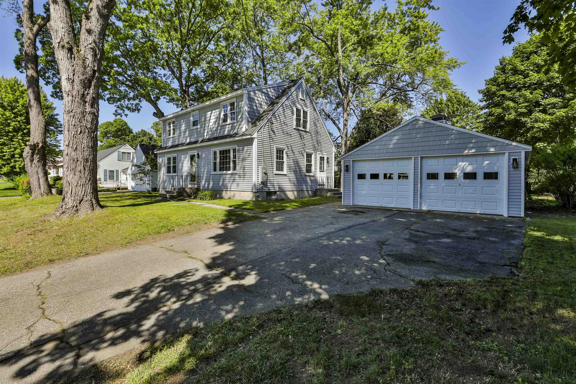 7 Holly Drive Nashua NH 03063