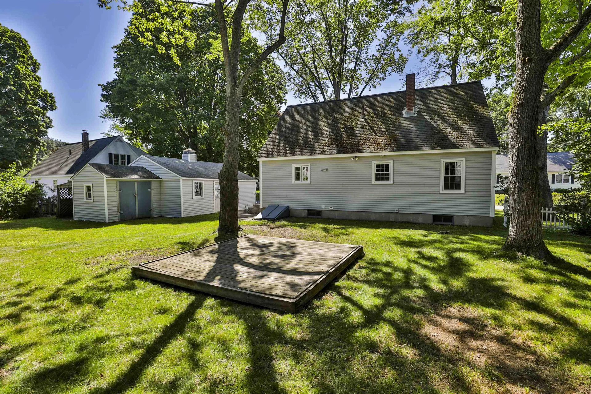 7 Holly Drive Nashua NH 03063