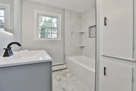 7 Holly Drive Nashua NH 03063