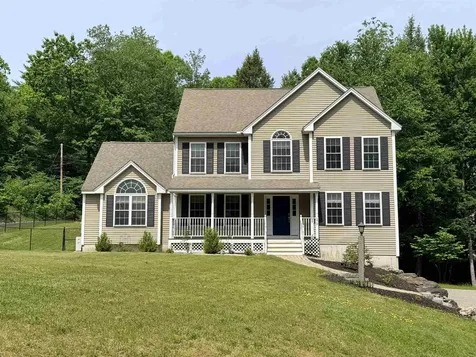 173 Oak Hill Road Barrington NH 03825