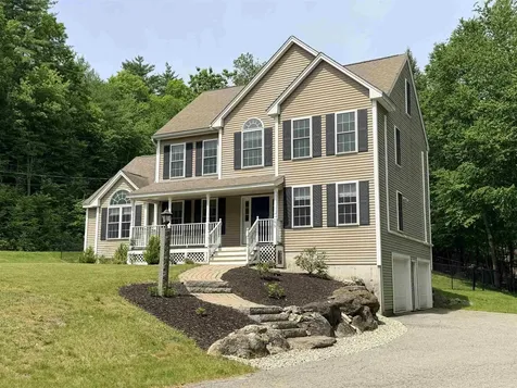 173 Oak Hill Road Barrington NH 03825