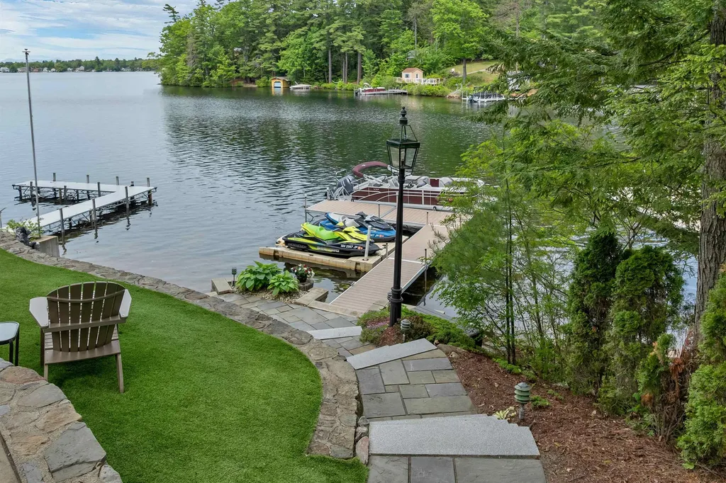 127 Jefferson Road Belmont NH 02330