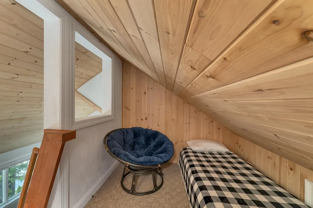 127 Jefferson Road Belmont NH 02330
