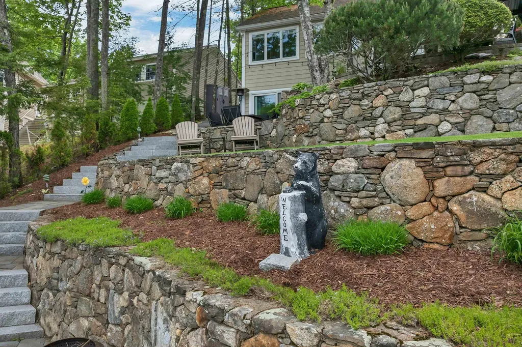 127 Jefferson Road Belmont NH 02330