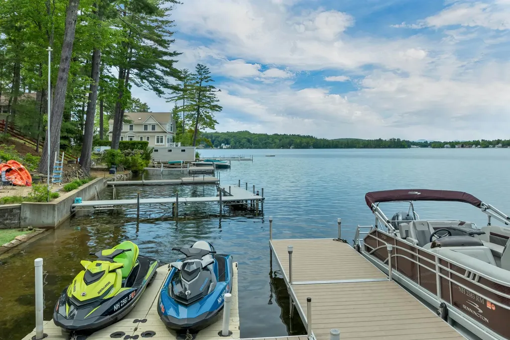 127 Jefferson Road Belmont NH 02330