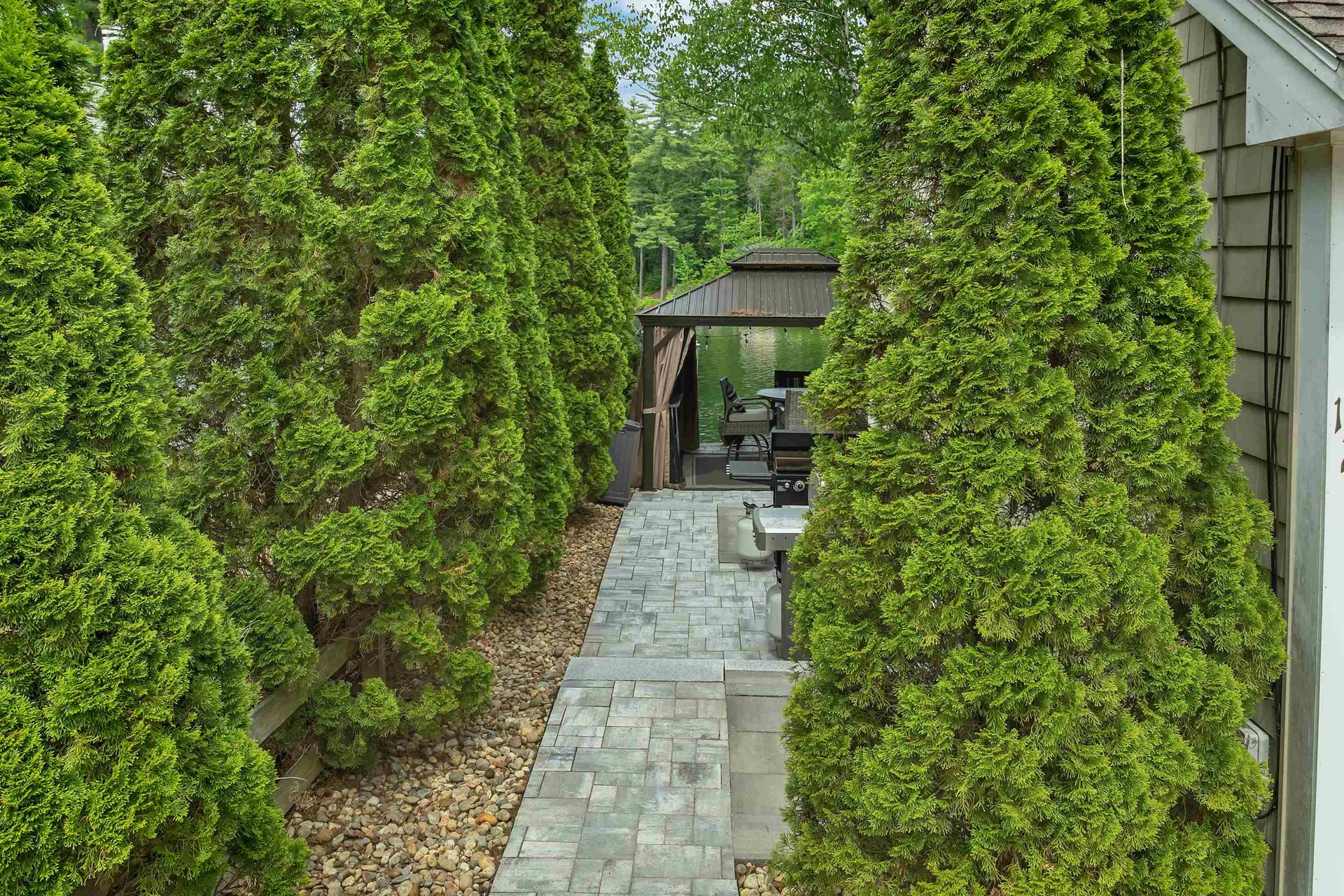127 Jefferson Road Belmont NH 02330