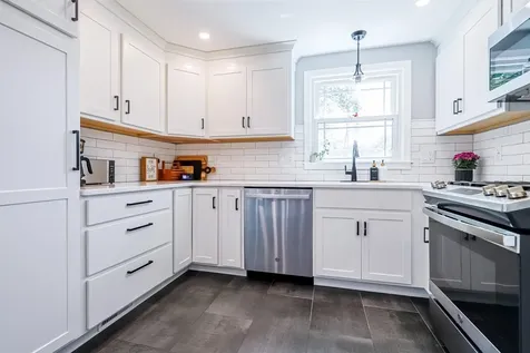26 Tenby Drive Nashua NH 03062
