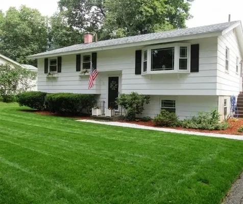 26 Tenby Drive Nashua NH 03062